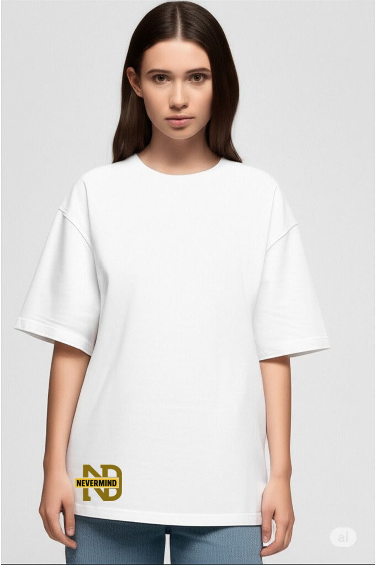 Oversize Tişört Kadın | Sol Alt ''NEVERMIND'' Baskılı Geniş Kalıp T-Shirt Unisex