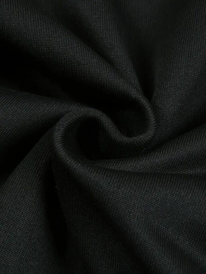 Unisex Oversize Kurt Baskılı Siyah Hoodie – Doğa ve Gece Temalı Streetwear Sweatshirt